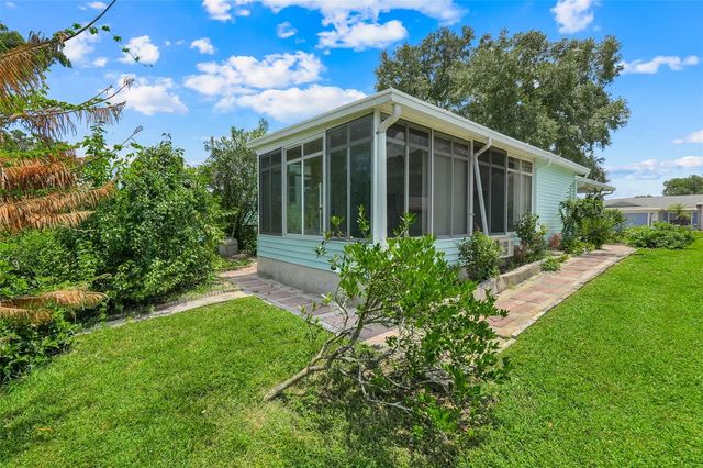 5047 EL DESTINO DRIVE, Leesburg, FL 34748