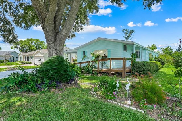 5047 EL DESTINO DRIVE, Leesburg, FL 34748