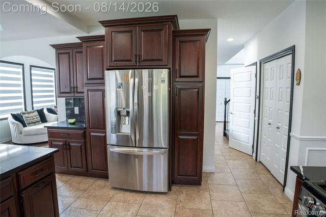 18424 Opal Drive, Macomb Township, MI 48042