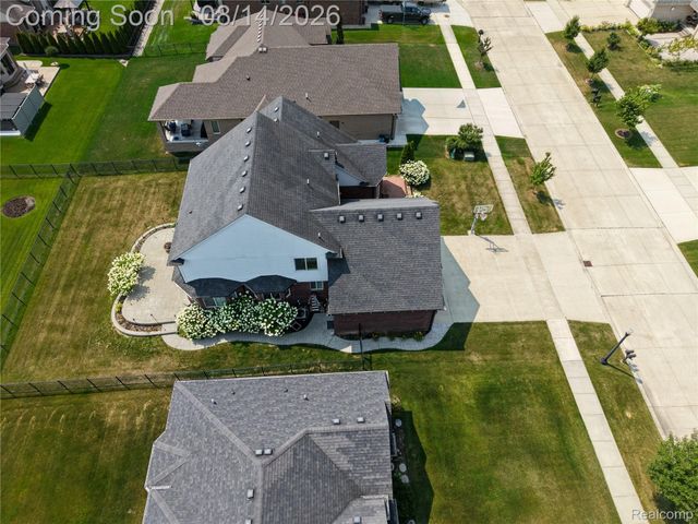 18424 Opal Drive, Macomb Township, MI 48042