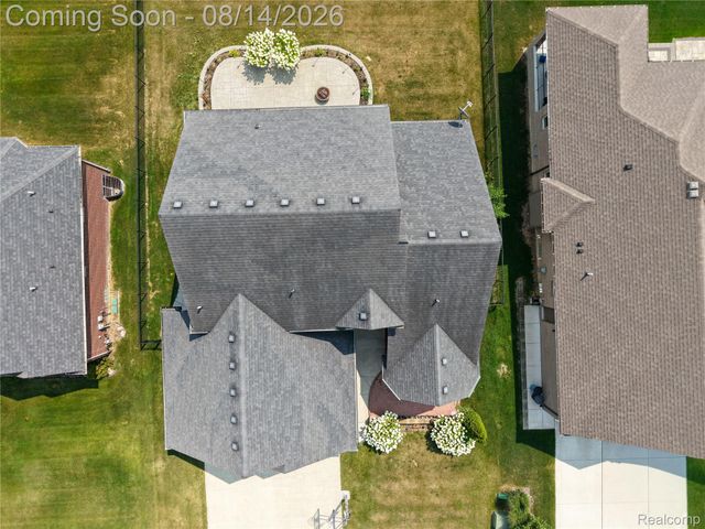 18424 Opal Drive, Macomb Township, MI 48042