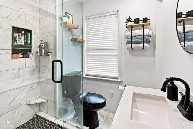 5435 E 13th Street, Indianapolis, IN 46219