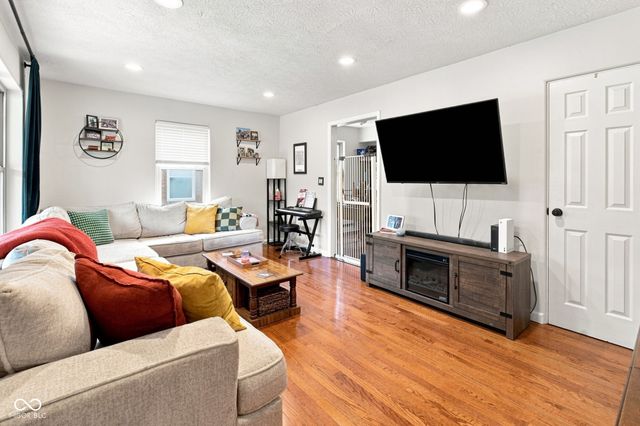 5435 E 13th Street, Indianapolis, IN 46219