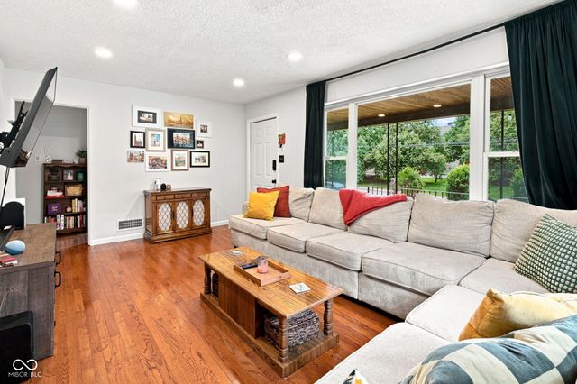 5435 E 13th Street, Indianapolis, IN 46219