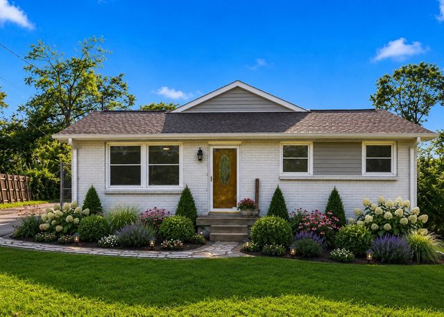 106 River Rd, Hendersonville, TN 37075