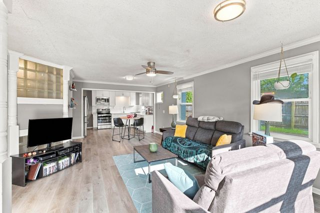 106 River Rd, Hendersonville, TN 37075