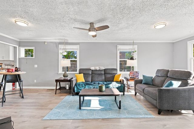 106 River Rd, Hendersonville, TN 37075