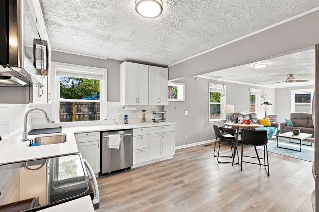 106 River Rd, Hendersonville, TN 37075