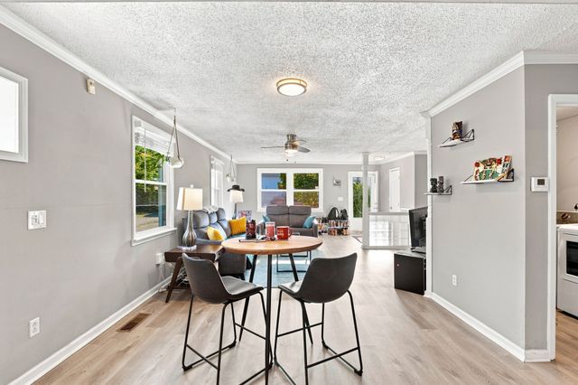 106 River Rd, Hendersonville, TN 37075