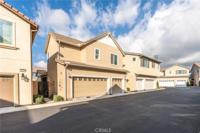 6914 Stonecrop, Fontana, CA 92336