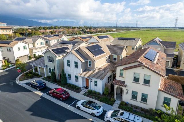 6914 Stonecrop, Fontana, CA 92336