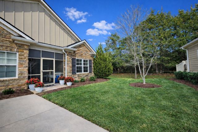 2519 Bridgeway St, Murfreesboro, TN 37128