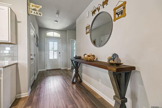 13770 Wincrest Dr, Walker, LA 70785
