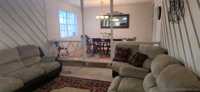 410863 E 1211 Road, Eufaula, OK 74432