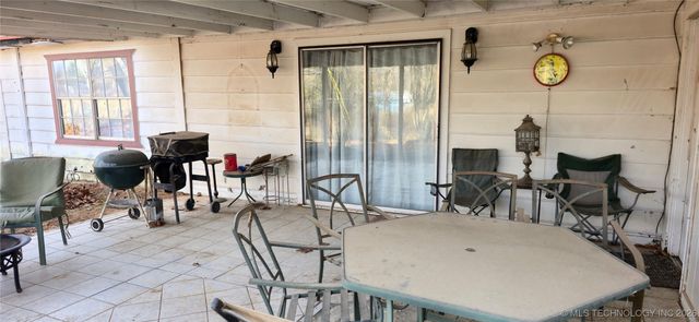 410863 E 1211 Road, Eufaula, OK 74432