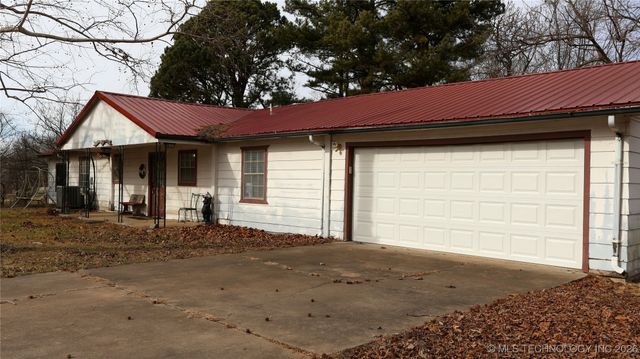 410863 E 1211 Road, Eufaula, OK 74432