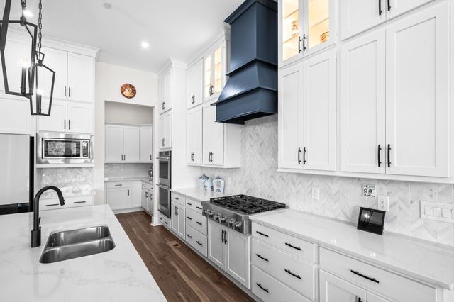 1132 Angela Ann Ct, Nolensville, TN 37135
