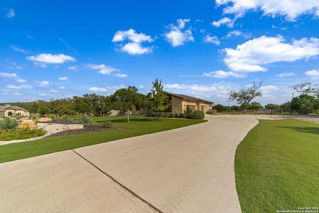 150 Madrone Trail, Boerne, TX 78006