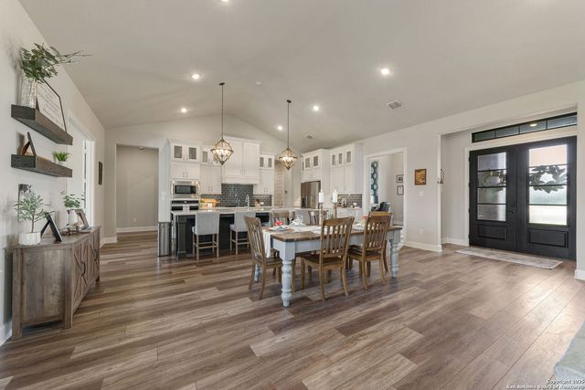 150 Madrone Trail, Boerne, TX 78006