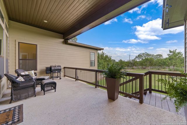 150 Madrone Trail, Boerne, TX 78006