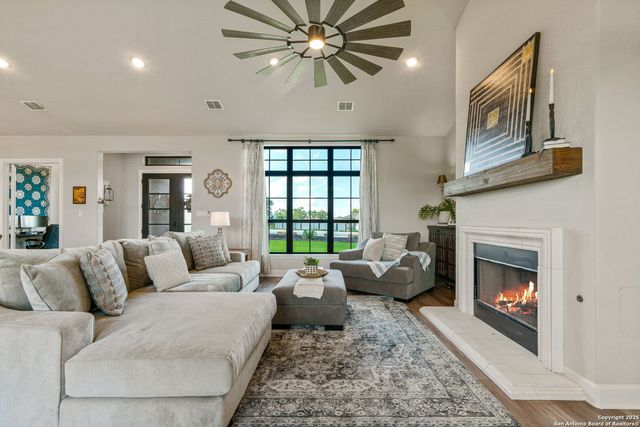 150 Madrone Trail, Boerne, TX 78006