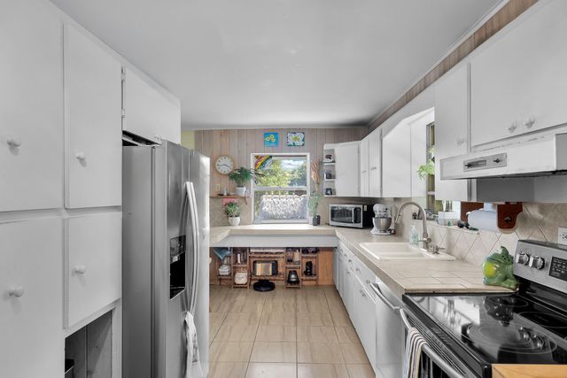 1112 Grand Street and Half Lot, Key Largo, FL 33037