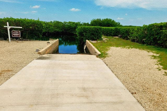 1112 Grand Street and Half Lot, Key Largo, FL 33037