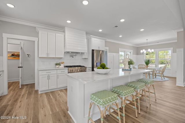 389 Crow Creek Drive NW, Calabash, NC 28467