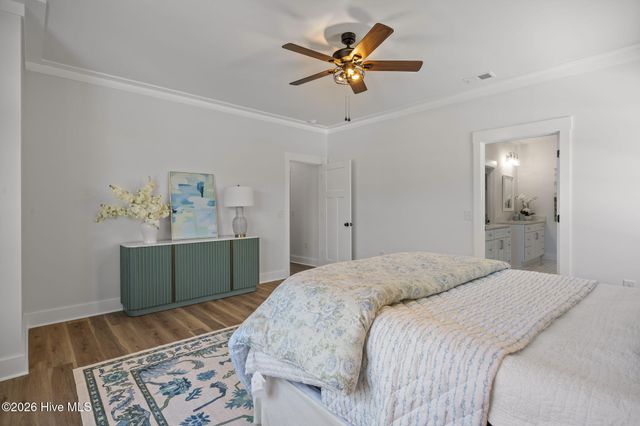 389 Crow Creek Drive NW, Calabash, NC 28467