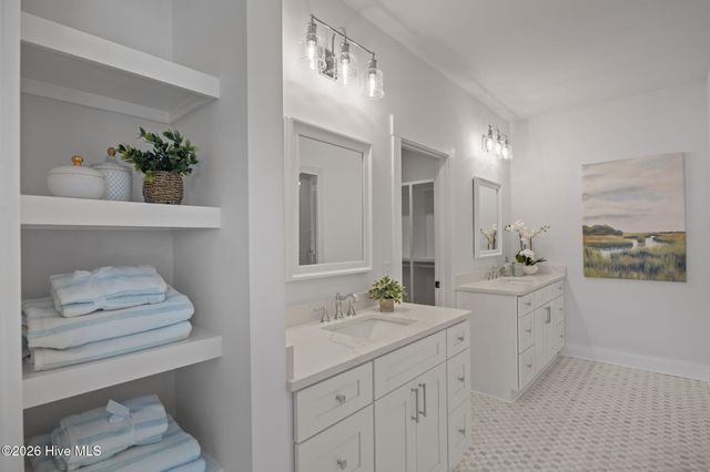 389 Crow Creek Drive NW, Calabash, NC 28467