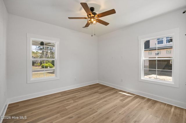 389 Crow Creek Drive NW, Calabash, NC 28467