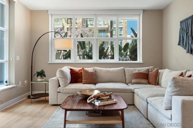 1325 Pacific Hwy 110, San Diego, CA 92101