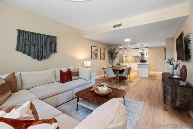 1325 Pacific Hwy 110, San Diego, CA 92101