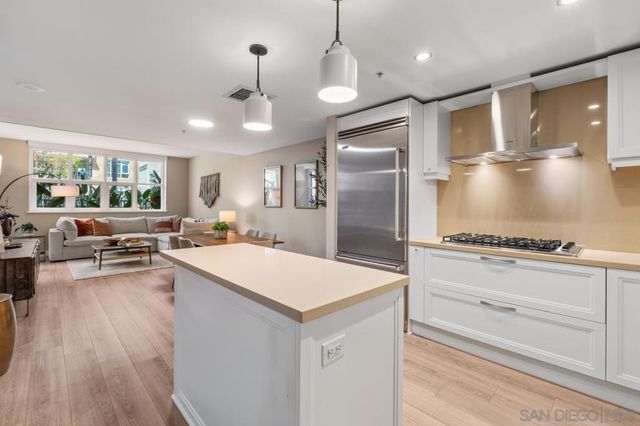 1325 Pacific Hwy 110, San Diego, CA 92101