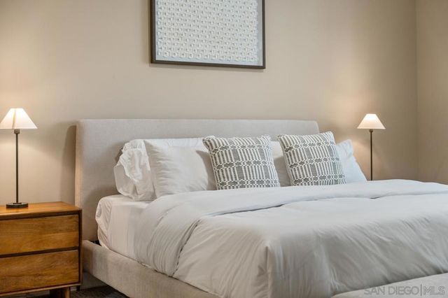 1325 Pacific Hwy 110, San Diego, CA 92101