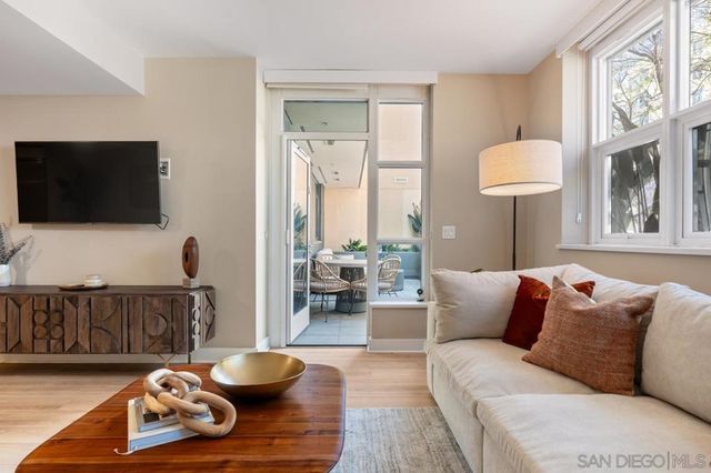 1325 Pacific Hwy 110, San Diego, CA 92101