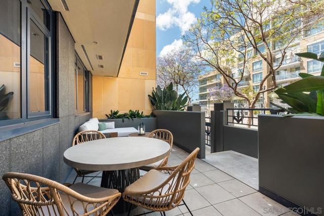 1325 Pacific Hwy 110, San Diego, CA 92101