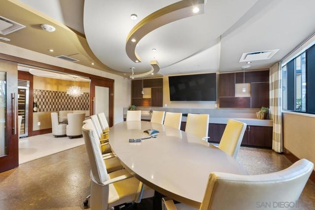 1325 Pacific Hwy 110, San Diego, CA 92101