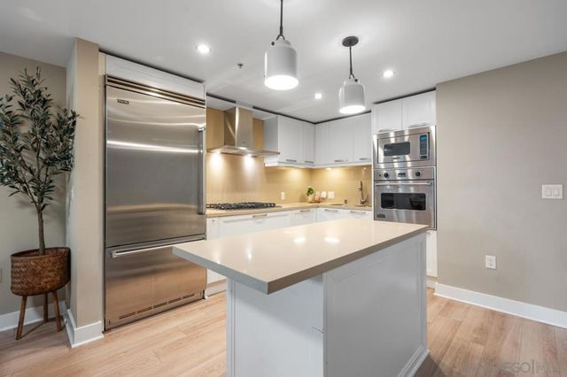 1325 Pacific Hwy 110, San Diego, CA 92101