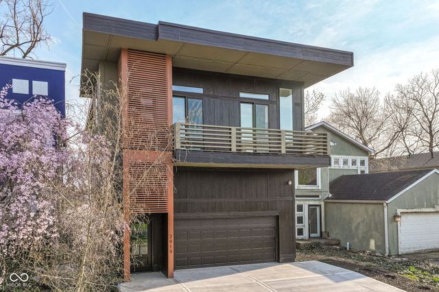 2919 Tropical Drive, Indianapolis, IN 46205