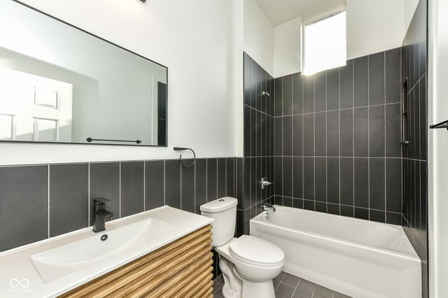 2919 Tropical Drive, Indianapolis, IN 46205