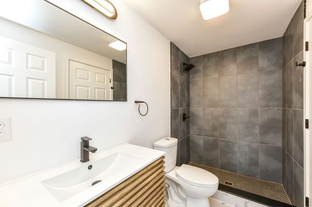 2919 Tropical Drive, Indianapolis, IN 46205