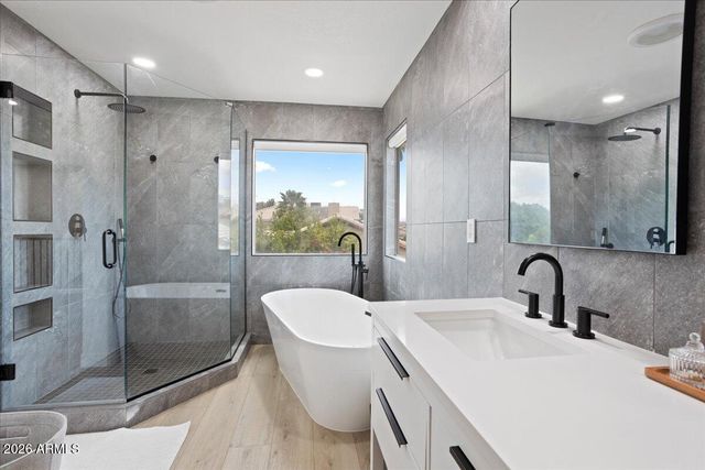 17521 N 84TH Lane, Peoria, AZ 85382