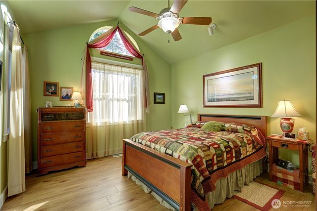 11 E Betty Jo Court, Union, WA 98592