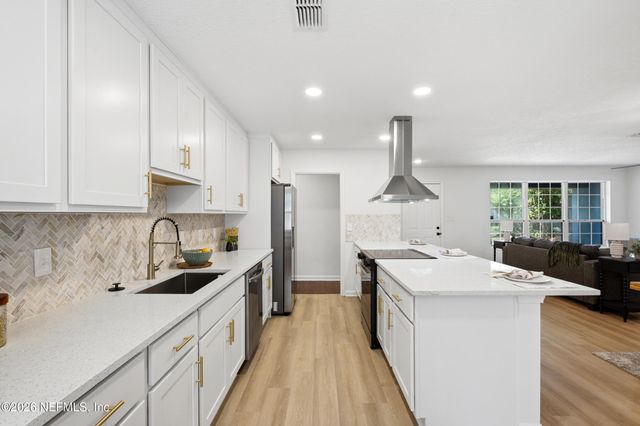 3735 PONCE DE LEON Avenue, Jacksonville, FL 32217