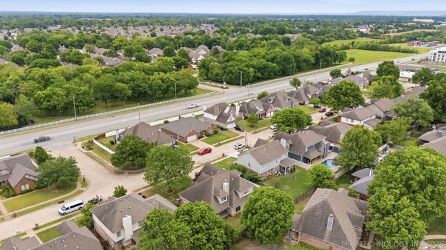 4228 S Aspen Place, Broken Arrow, OK 74011