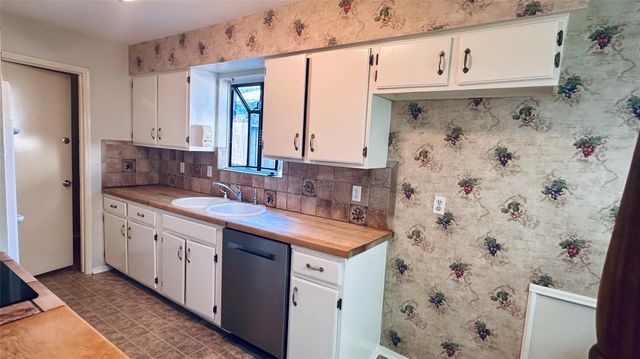3906 Almington Lane, Houston, TX 77088