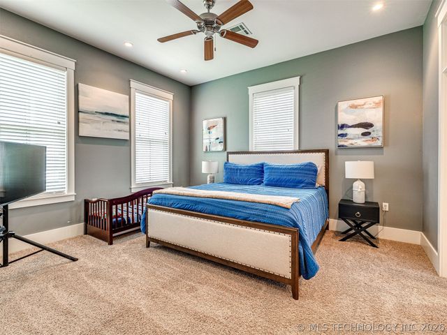 39 Boardwalk Street, Carlton Landing, OK 74432