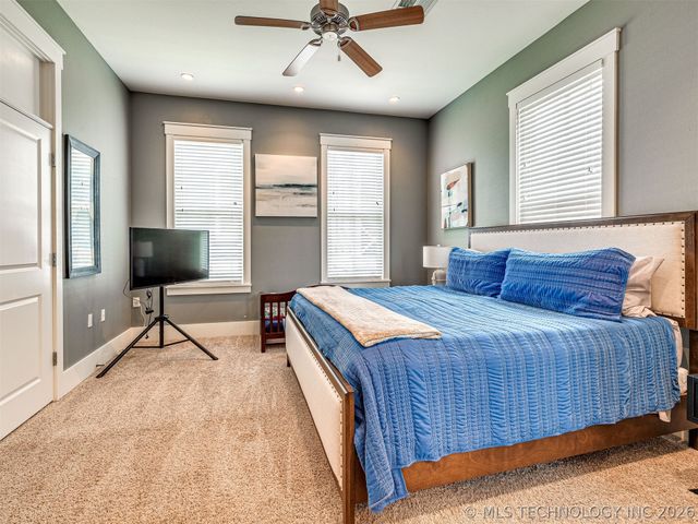 39 Boardwalk Street, Carlton Landing, OK 74432