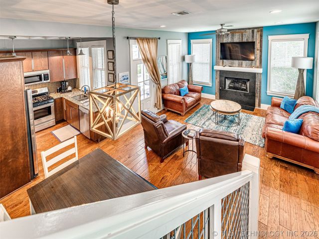 39 Boardwalk Street, Carlton Landing, OK 74432